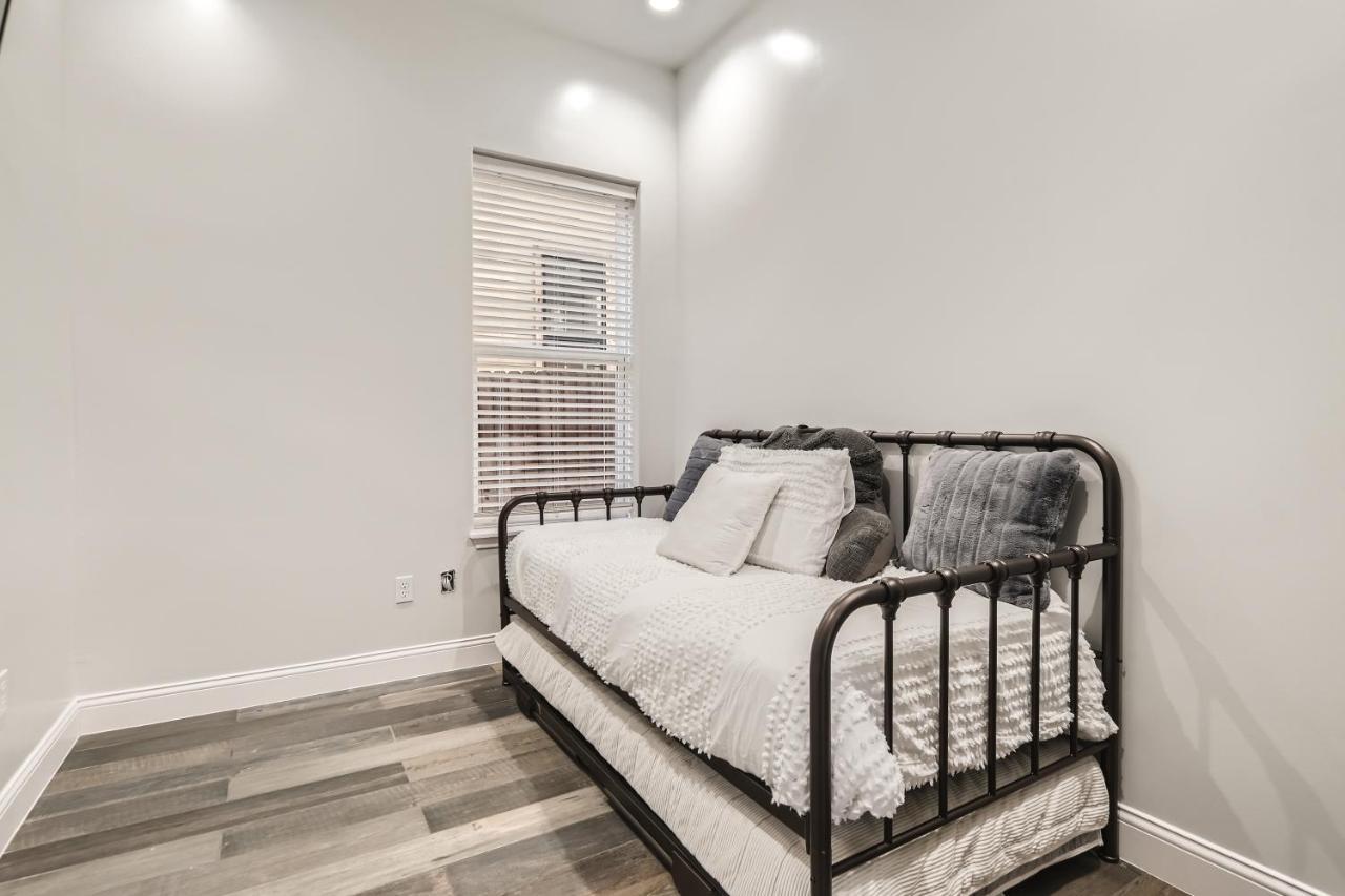 Luxury 5 Bdrm Home! Blocks To Dt/Riverwalk/Convention Center! San Antonio Exterior photo